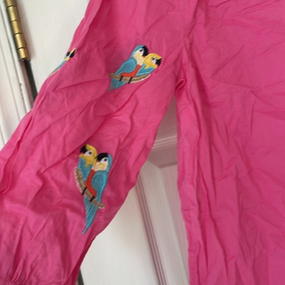 Talbots Woman’s Parrot Embellished Voile -Cotton shirt Size Small - Picture 2 of 4